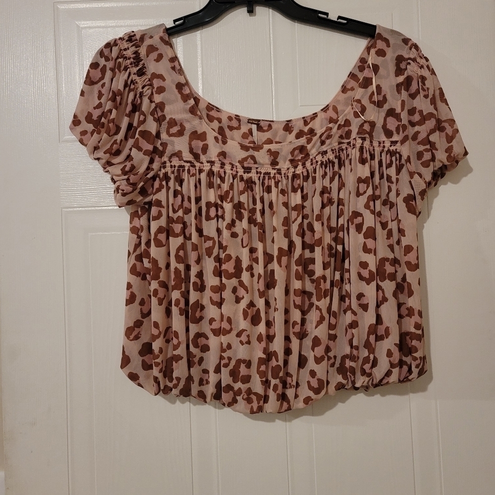Free People Leppard print blouse size Medium